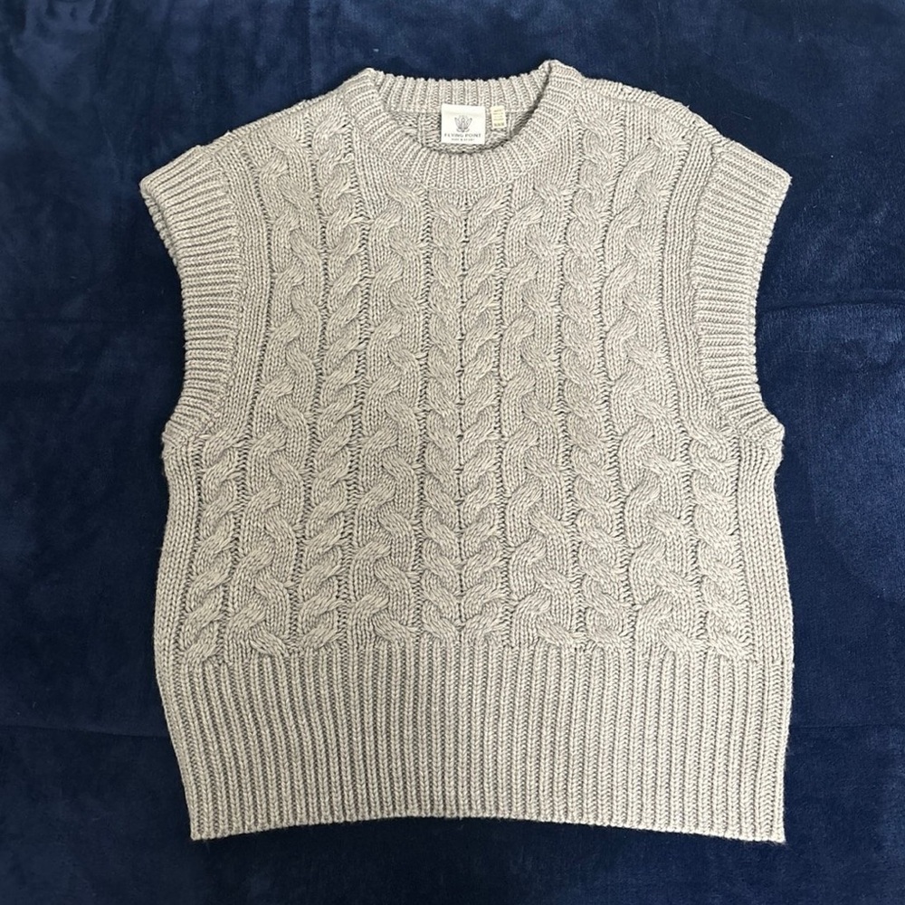 Cable Knit Sweater Vest